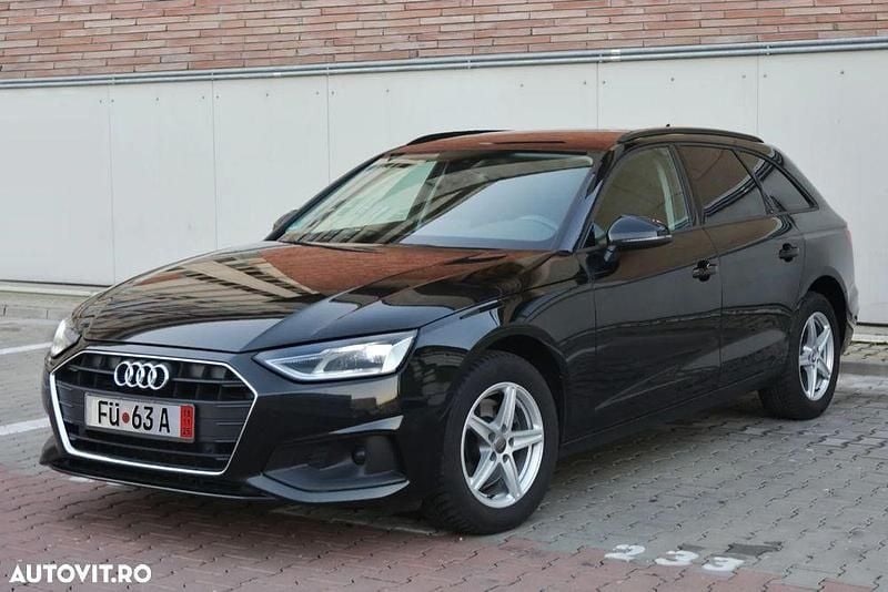 Second-hand Audi A4 S-Line 163 CP (119 kW) 2021 Culoarenegru Break