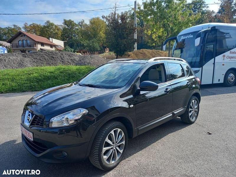 Culoarenegru Utilizat 2011 Nissan Qashqai Tekna SUV | 6.100 EUR (Preț bun) - Imagine 1/4