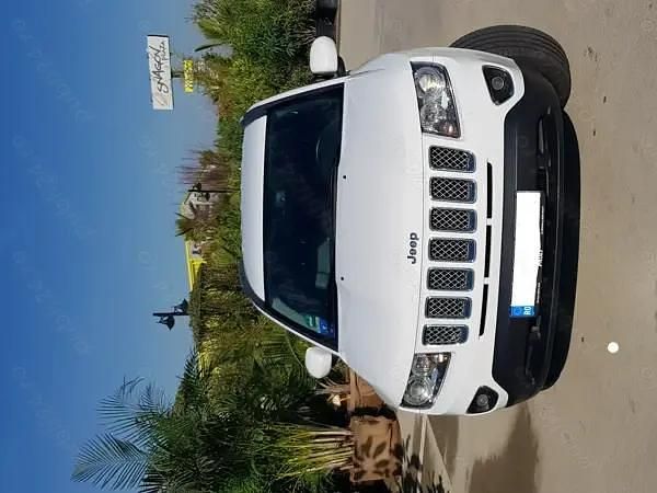 Second-hand Jeep Compass 120 CP (88 kW) 2013 SUV