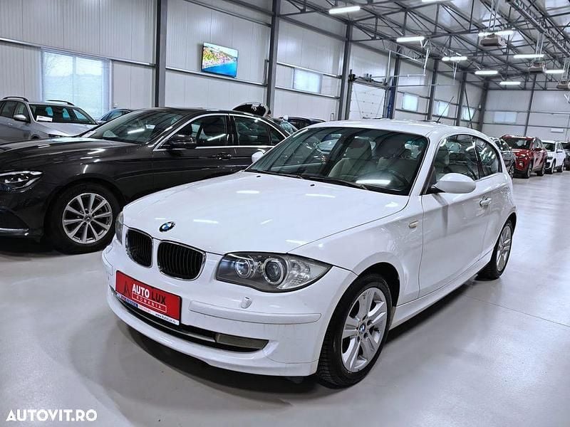Culoarealb Utilizat 2008 BMW 116 Sport Line Hatchback | 2.900 EUR (Puțin scump) - Imagine 1/4
