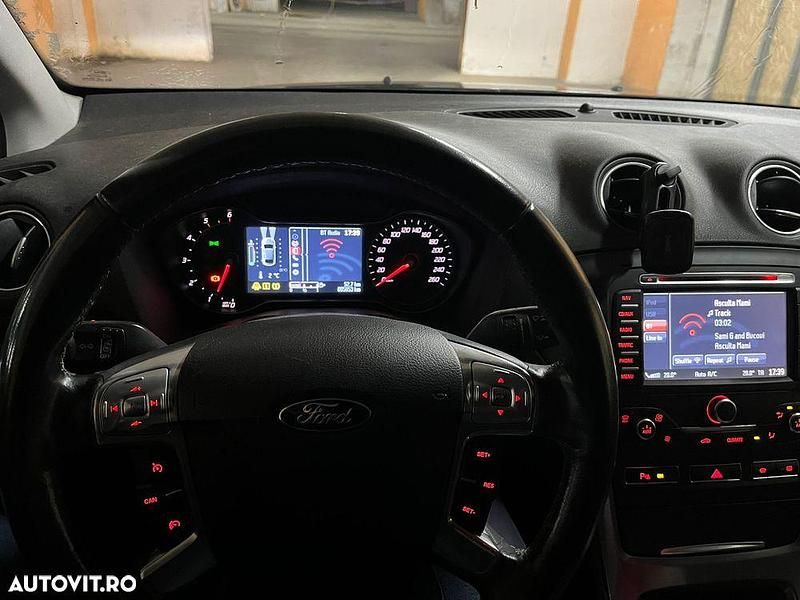 Second-hand Ford Mondeo 163 CP (119 kW) 2014 Culoarenegru Berlinǎ