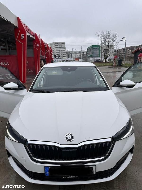 Second-hand Skoda Scala Ambition 95 CP (69 kW) 2021 Culoarealb Hatchback