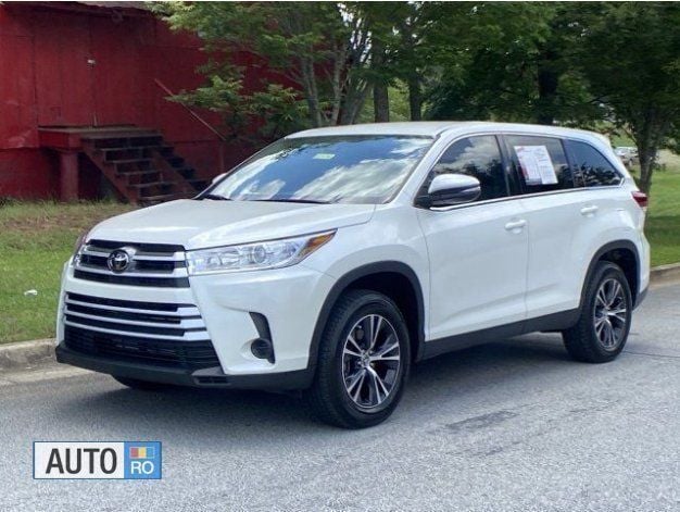Alb metalizat Utilizat 2018 Toyota Highlander SUV | 7.660 EUR - Imagine 1/4
