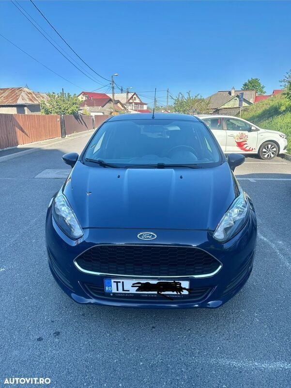 Albastru Utilizat 2016 Ford Fiesta Hatchback | 5.000 EUR (Preț bun) - Imagine 1/4