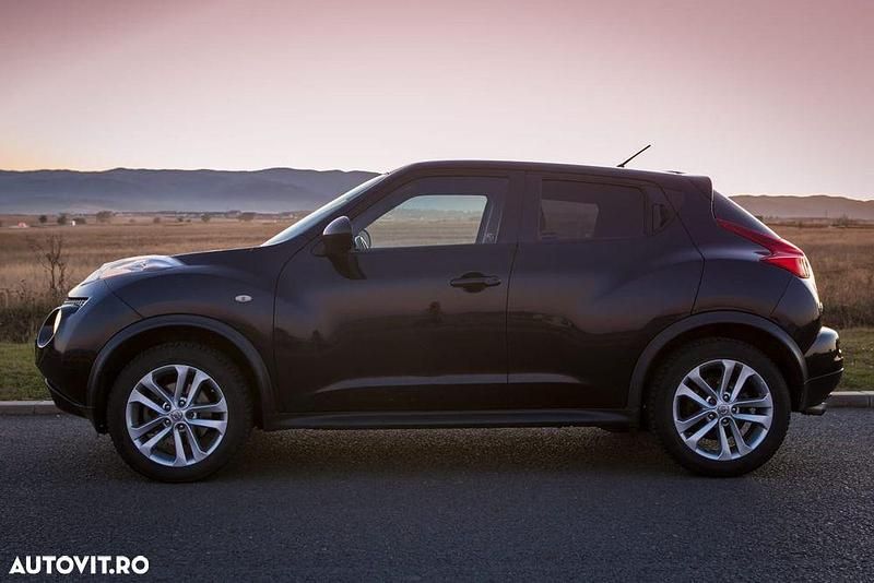 Negru Utilizat 2011 Nissan Juke Tekna SUV | 5.000 EUR (Super Preț) - Imagine 1/4