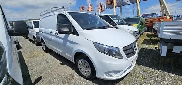 Second-hand Mercedes Vito 115 CP (84 kW) 2017 Van