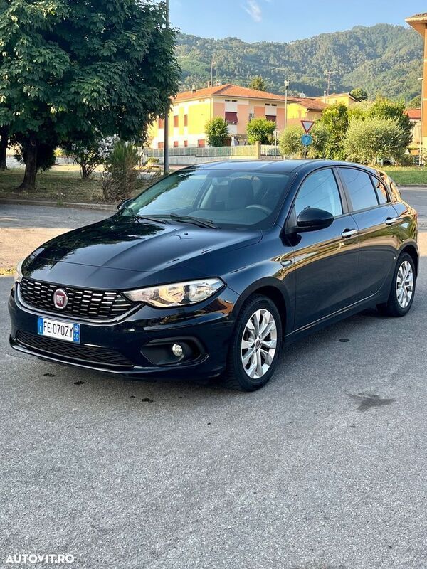 Negru Utilizat 2016 Fiat Tipo Lounge Hatchback | 5.400 EUR (Preț bun) - Imagine 1/4