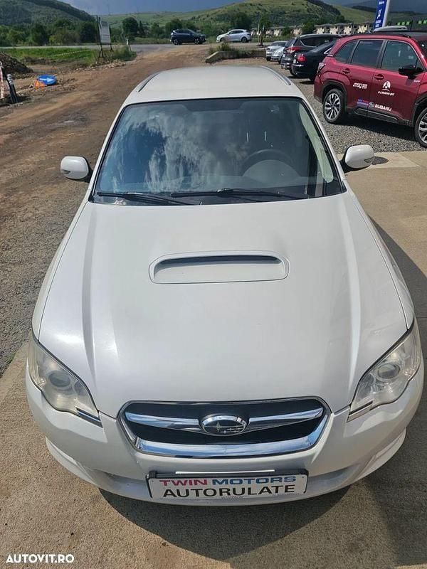 Second-hand Subaru Legacy Exclusive+ 150 CP (110 kW) 2009 Culoarealb Break