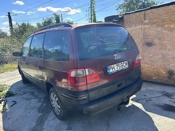 Second-hand Ford Galaxy 110 CP (80 kW) 2001 Monovolum