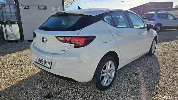 Second-hand Opel Astra 110 CP (80 kW) 2019 Alb Hatchback