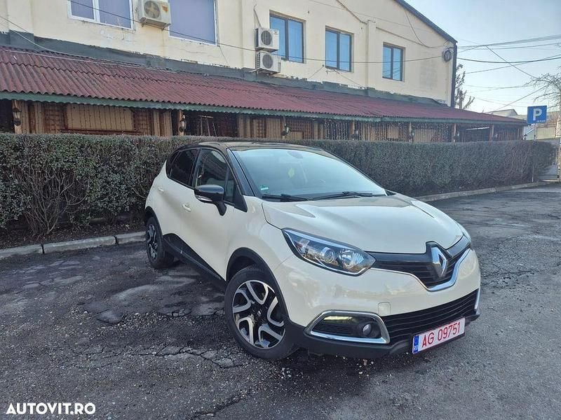Second-hand Renault Captur Expression 90 CP (66 kW) 2016 Culoarebej SUV