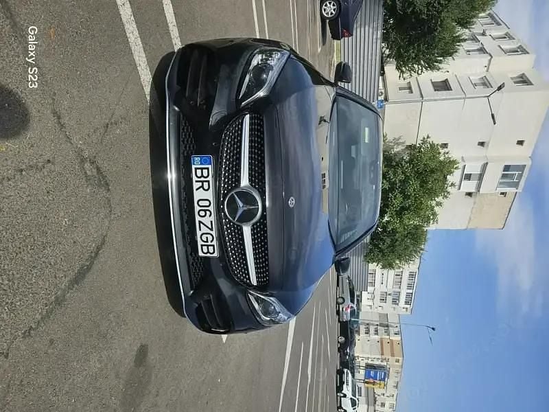 Utilizat 2020 Mercedes 220 Berlinǎ | 25.750 EUR - Imagine 1/4