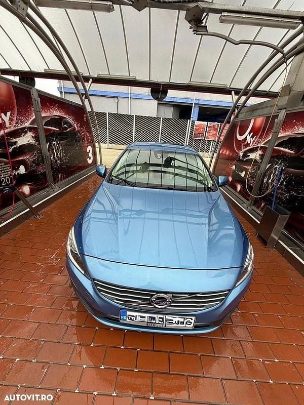 Albastru Utilizat 2014 Volvo S60 Momentum Berlinǎ | 8.499 EUR (Preț OK) - Imagine 1/4
