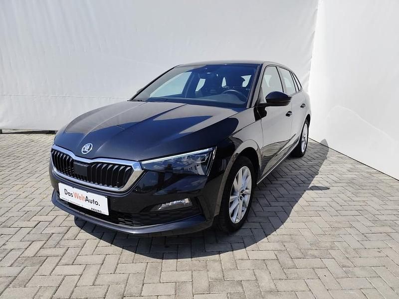 Negru metalic perleffect Utilizat 2021 Skoda Scala Style Hatchback | 15.893 EUR (Puțin scump) - Imagine 1/4
