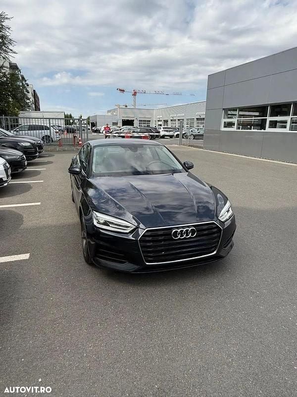 Culoaregri Utilizat 2019 Audi A5 Premium Coupe | 25.500 EUR (Preț OK) - Imagine 1/4