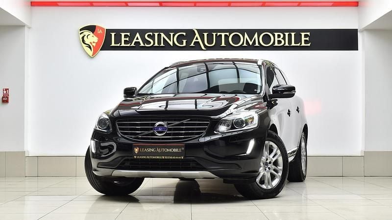 Negru Utilizat 2016 Volvo XC60 Summum SUV | 14.990 EUR (Super Preț) - Imagine 1/4