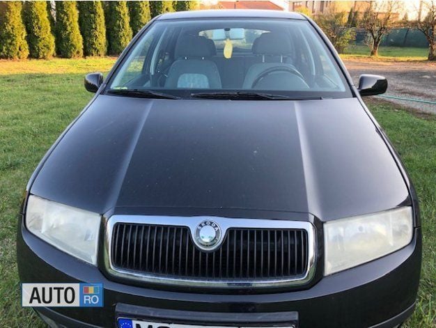 Negru Utilizat 2002 Skoda Fabia Break | 1.750 EUR (Scump) - Imagine 1/4