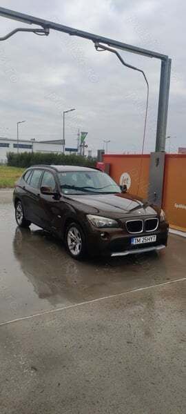 Utilizat 2010 BMW X1 SUV | 7.599 EUR (Preț OK) - Imagine 1/4