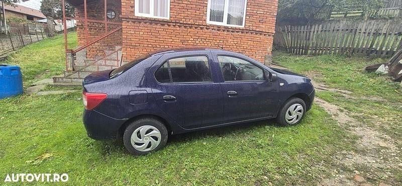 Culoarealbastru Utilizat 2016 Dacia Logan Berlinǎ | 4.500 EUR (Preț bun) - Imagine 1/4