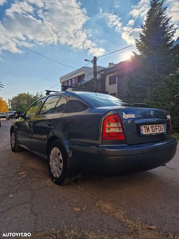Culoareverde Utilizat 2005 Skoda Octavia Ambiente Berlinǎ | 2.350 EUR (Preț OK) - Imagine 1/4