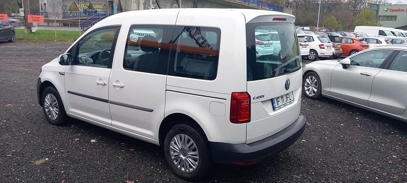 Second-hand VW Caddy 102 CP (75 kW) 2019 Alb Monovolum