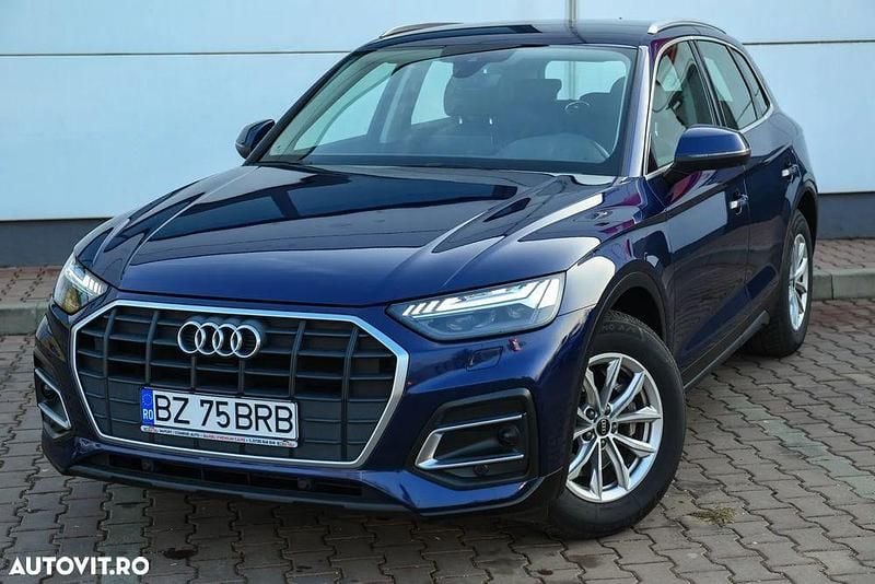 Culoarealbastru Utilizat 2021 Audi Q5 Premium SUV | 26.990 EUR (Super Preț) - Imagine 1/4