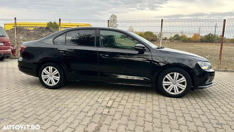 Second-hand VW Jetta Comfortline 110 CP (80 kW) 2015 Culoarenegru Berlinǎ