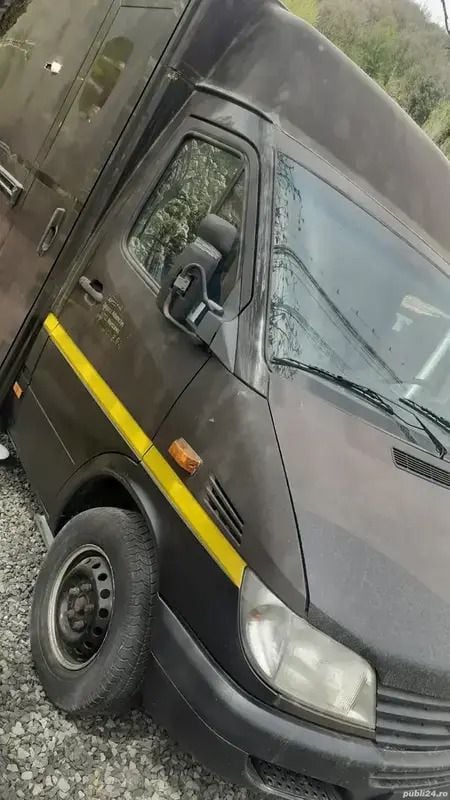 Utilizat 2003 Mercedes Sprinter Van | 3.750 EUR (Preț OK) - Imagine 1/4