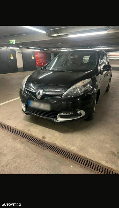 Culoarenegru Utilizat 2013 Renault Scénic III Monovolum | 5.200 EUR (Preț OK) - Imagine 1/4