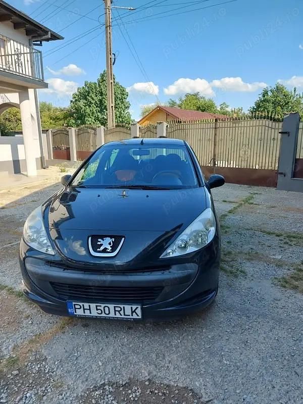 Utilizat 2012 Peugeot 206+ Hatchback | 4.800 EUR - Imagine 1/4