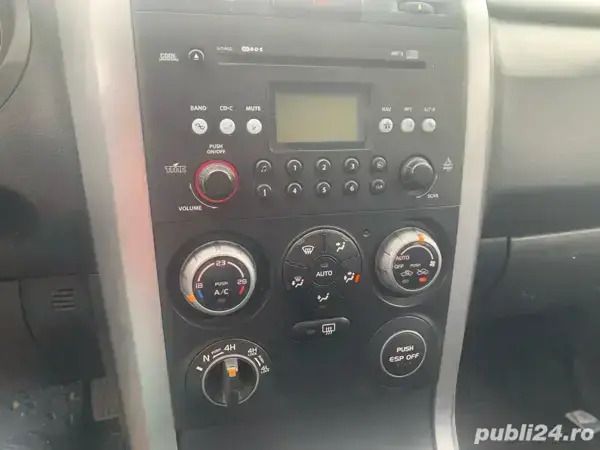 Utilizat 2007 Suzuki Grand Vitara SUV | 4.300 EUR (Preț OK) - Imagine 1/4