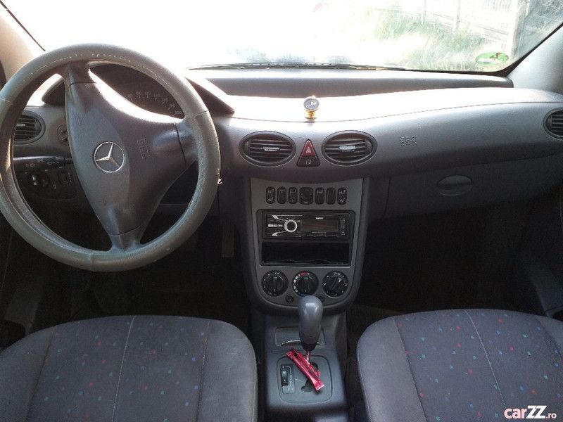 Second-hand Mercedes A160 75 CP (55 kW) 2003 Negru Hatchback