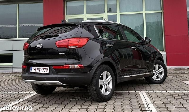 Second-hand Kia Sportage 115 CP (84 kW) 2016 Culoarenegru SUV