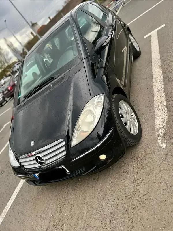 Negru Utilizat 2008 Mercedes A180 Hatchback | 2.500 EUR (Preț OK) - Imagine 1/4