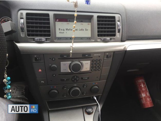 Gri Utilizat 2008 Opel Vectra Break | 3.350 EUR (Scump) - Imagine 1/4