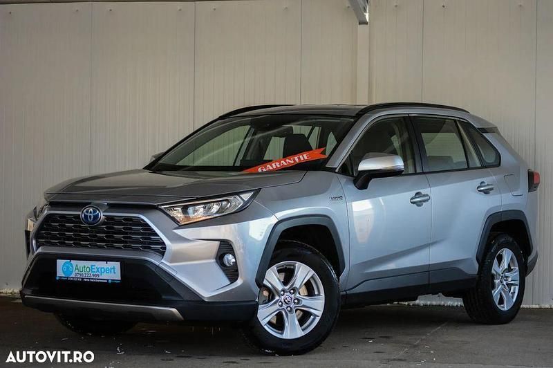 Second-hand Toyota RAV4 Hybrid Business Edition 217 CP (159 kW) 2021 Culoaregri SUV