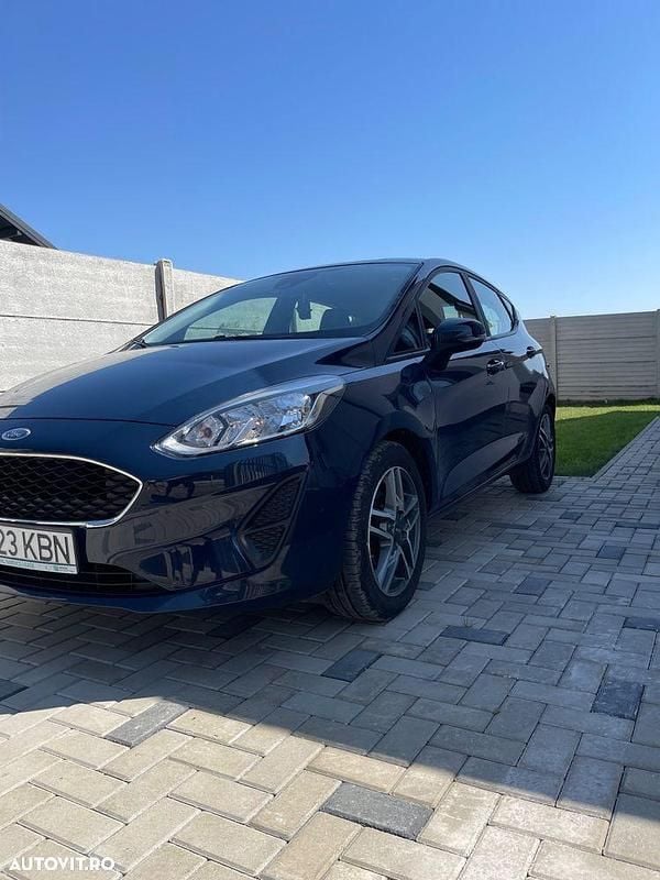 Culoarealbastru Utilizat 2018 Ford Fiesta Trend Hatchback | 6.800 EUR (Preț OK) - Imagine 1/4