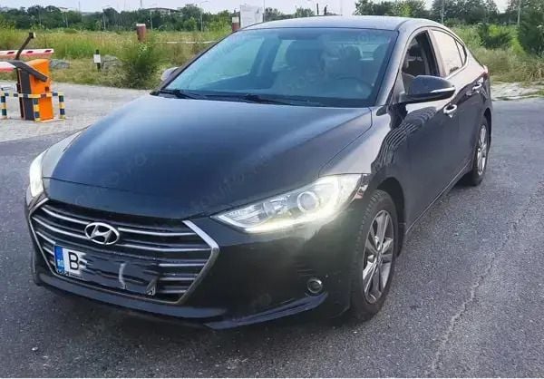 Negru Utilizat 2017 Hyundai Elantra Berlinǎ | 8.900 EUR (Preț OK) - Imagine 1/4
