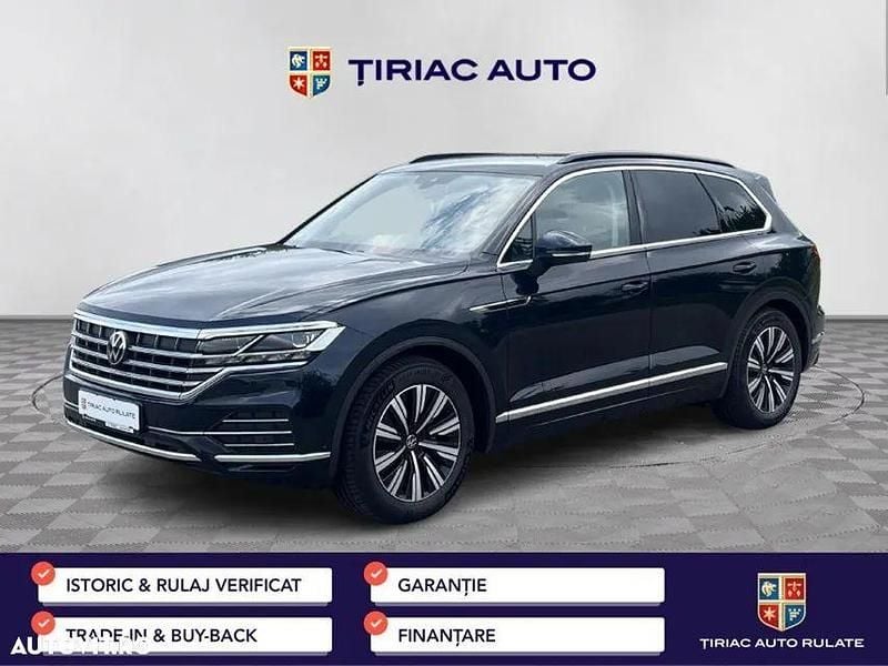 Albastru Utilizat 2020 VW Touareg SUV | 48.900 EUR - Imagine 1/4