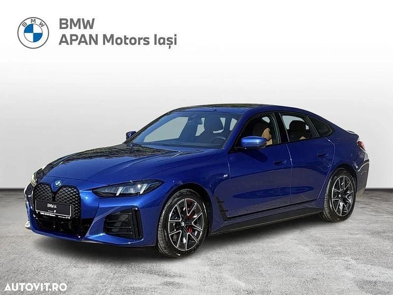 Culoarealbastru Utilizat 2025 BMW i4 Shadowline Berlinǎ | 62.900 EUR (Preț OK) - Imagine 1/4