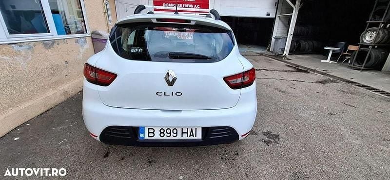 Second-hand Renault Clio IV Life 75 CP (55 kW) 2017 Culoarealb Hatchback