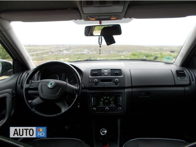 Second-hand Skoda Fabia 90 CP (66 kW) 2012 Negru Hatchback