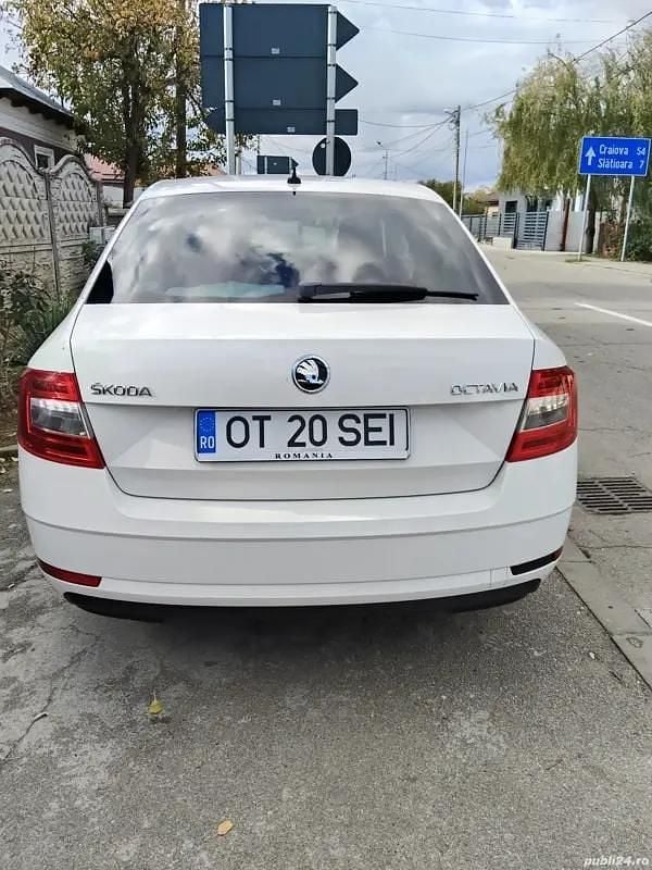 Utilizat 2018 Skoda Octavia Hatchback | 10.500 EUR (Preț OK) - Imagine 1/4