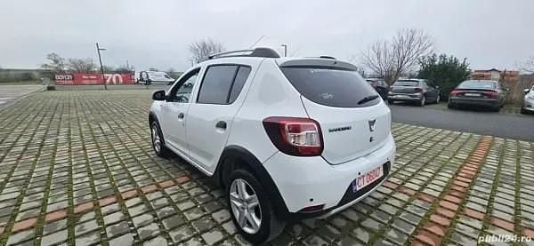 Utilizat 2015 Dacia Sandero Prestige Berlinǎ | 5.550 EUR (Preț OK) - Imagine 1/4