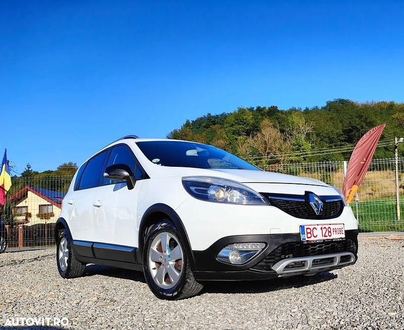 Culoarealb Utilizat 2014 Renault Scénic III LIMITED Monovolum | 5.690 EUR (Preț OK) - Imagine 1/4