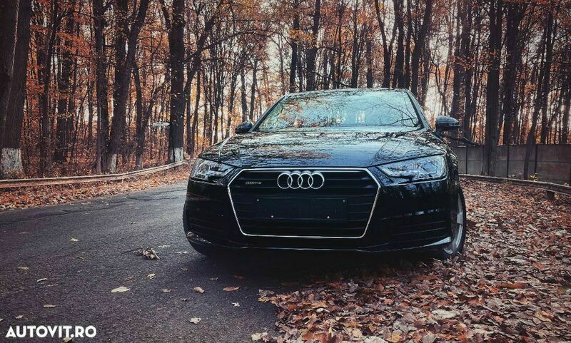 Negru Utilizat 2017 Audi A4 Comfort Berlinǎ | 27.492 EUR (Scump) - Imagine 1/4