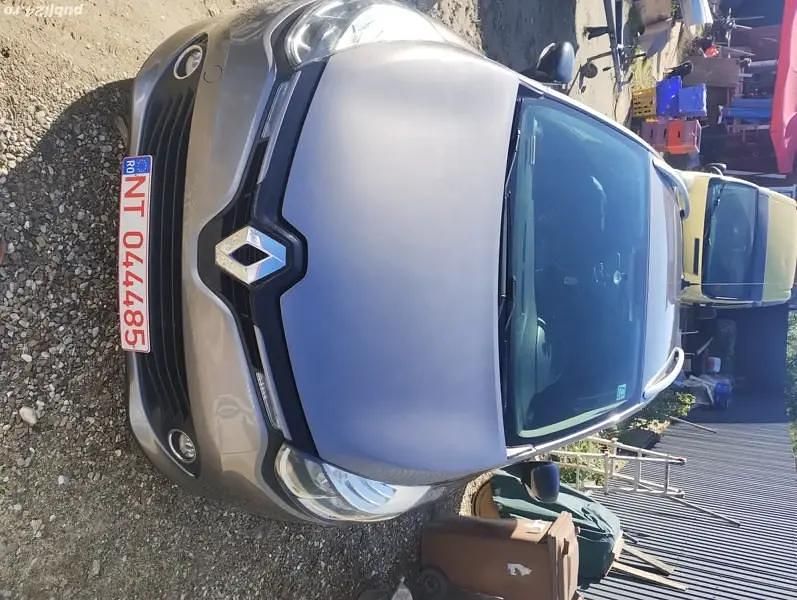 Utilizat 2015 Renault Clio IV Hatchback | 5.900 EUR (Preț OK) - Imagine 1/4