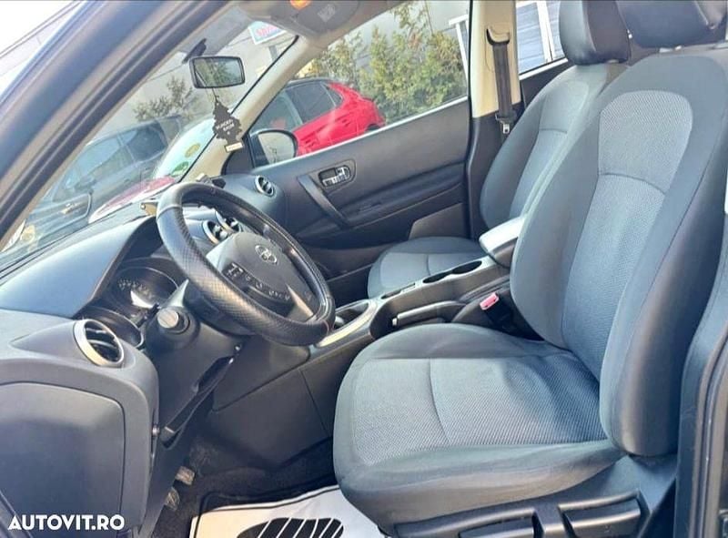 Second-hand Nissan Qashqai Tekna 110 CP (80 kW) 2014 Culoarenegru SUV