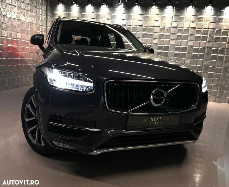 Gri Utilizat 2018 Volvo XC90 Momentum SUV | 32.428 EUR (Preț OK) - Imagine 1/4