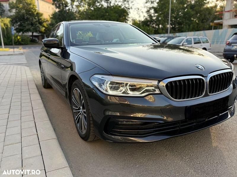Gri Utilizat 2019 BMW 540 Hatchback | 27.000 EUR (Preț bun) - Imagine 1/4